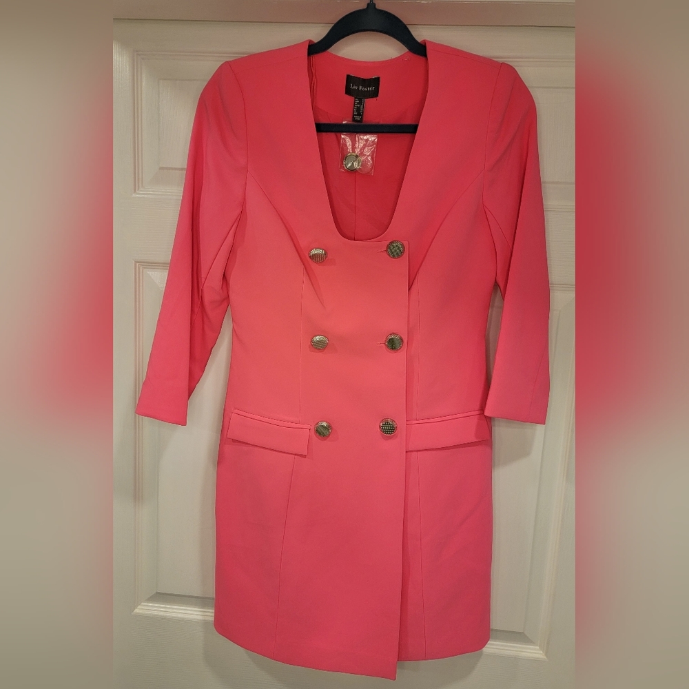 NWOT Liv Foster Pink Blazer Dress Size 4